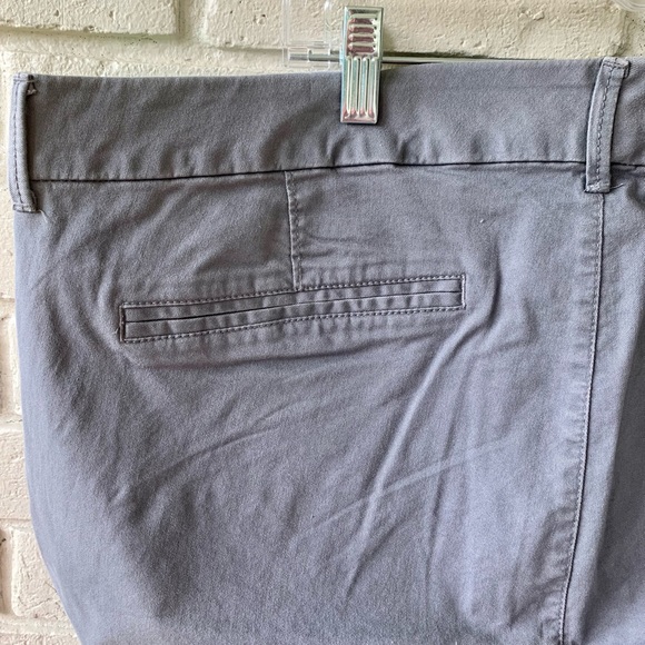 Old Navy Mid-Rise Boot-Cut Khakis for Women - Picture 5 of 13